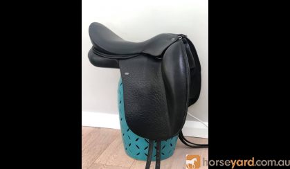 Wow Edge Dressage Saddle on HorseYard.com.au