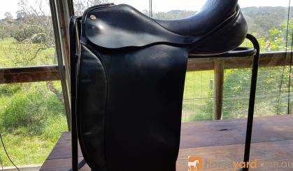 Ainsley dressage saddle size 17 1/2 on HorseYard.com.au