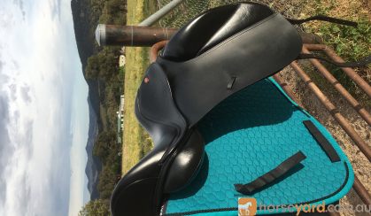 Kent & Masters 17” Dressage Saddle S Series on HorseYard.com.au