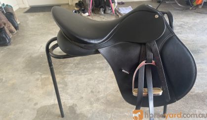 Saddle set  on HorseYard.com.au