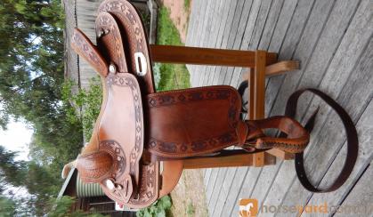 Western Saddle designed by Dale Fredericks on HorseYard.com.au