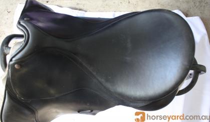 Black Bates All Purpose on HorseYard.com.au
