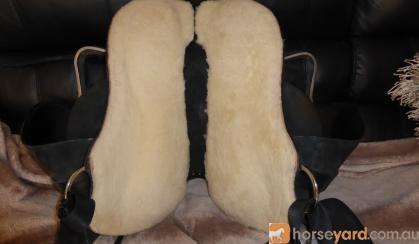 Barrack Black Leather Swinging Fender Halfbreed Saddle â€“ Barely Used on HorseYard.com.au