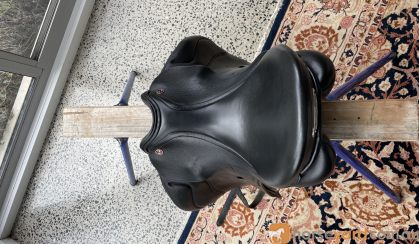 Kieffer Sydney Dressage Saddle on HorseYard.com.au