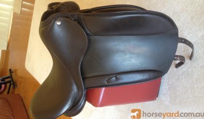 Heritage English Dressage Saddle on HorseYard.com.au