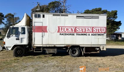 5 Horse automatic truck on HorseYard.com.au