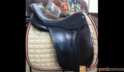 COUNTY COMPETITOR DRESSAGE SADDLE on HorseYard.com.au