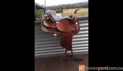 CIRCLE Y pleasure saddle on HorseYard.com.au