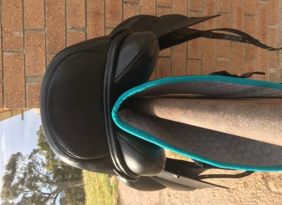 Kent & Masters 17” Dressage Saddle S Series on HorseYard.com.au