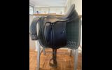 Erreplus vittoria saddle. 17 inch fully mounted.  on HorseYard.com.au (thumbnail)